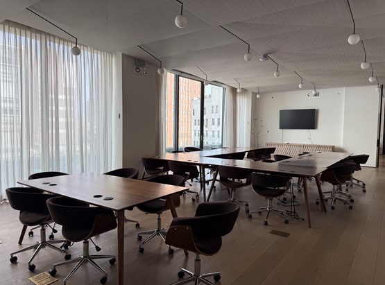 NY - 712 (Conference Room)